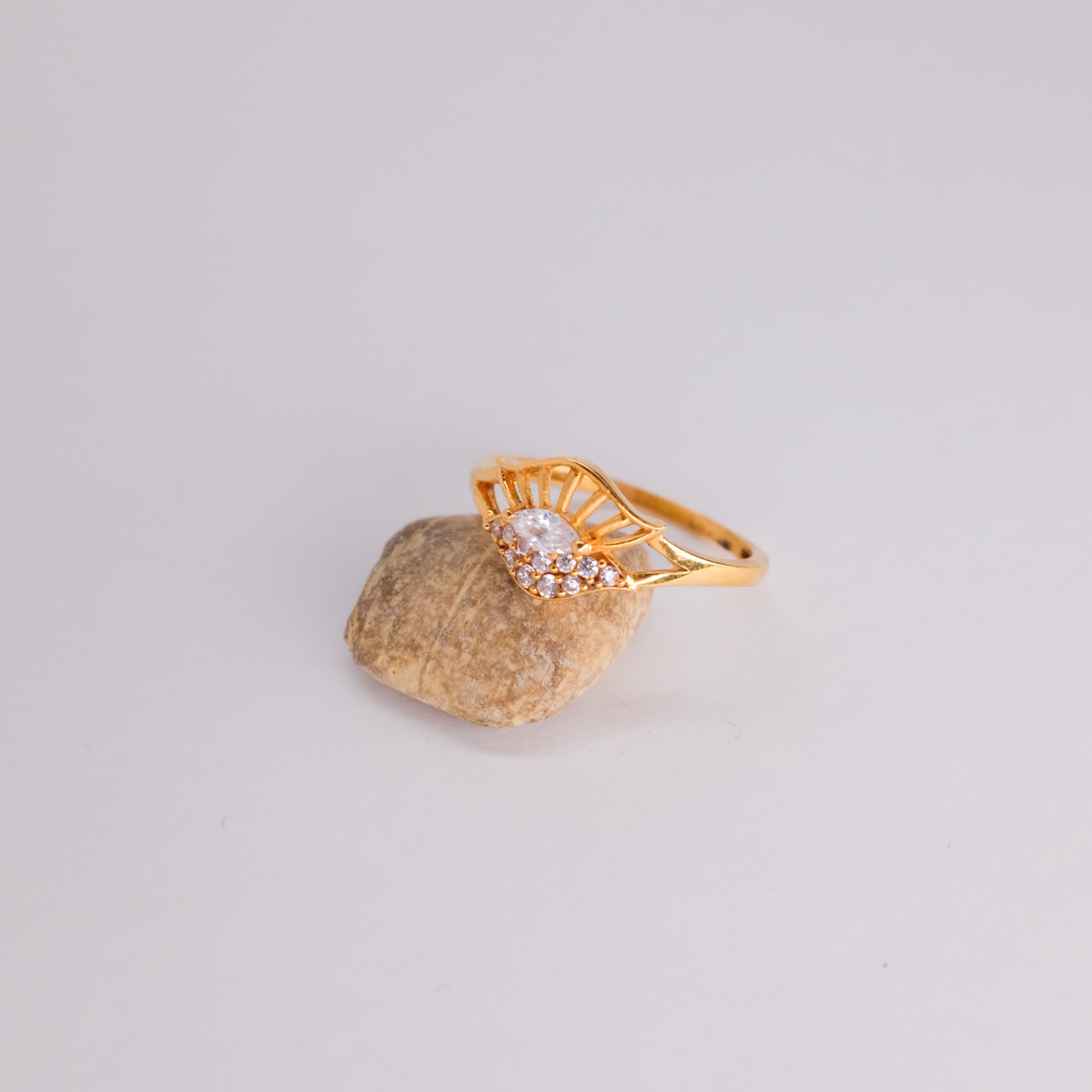 Golden Ray Ring