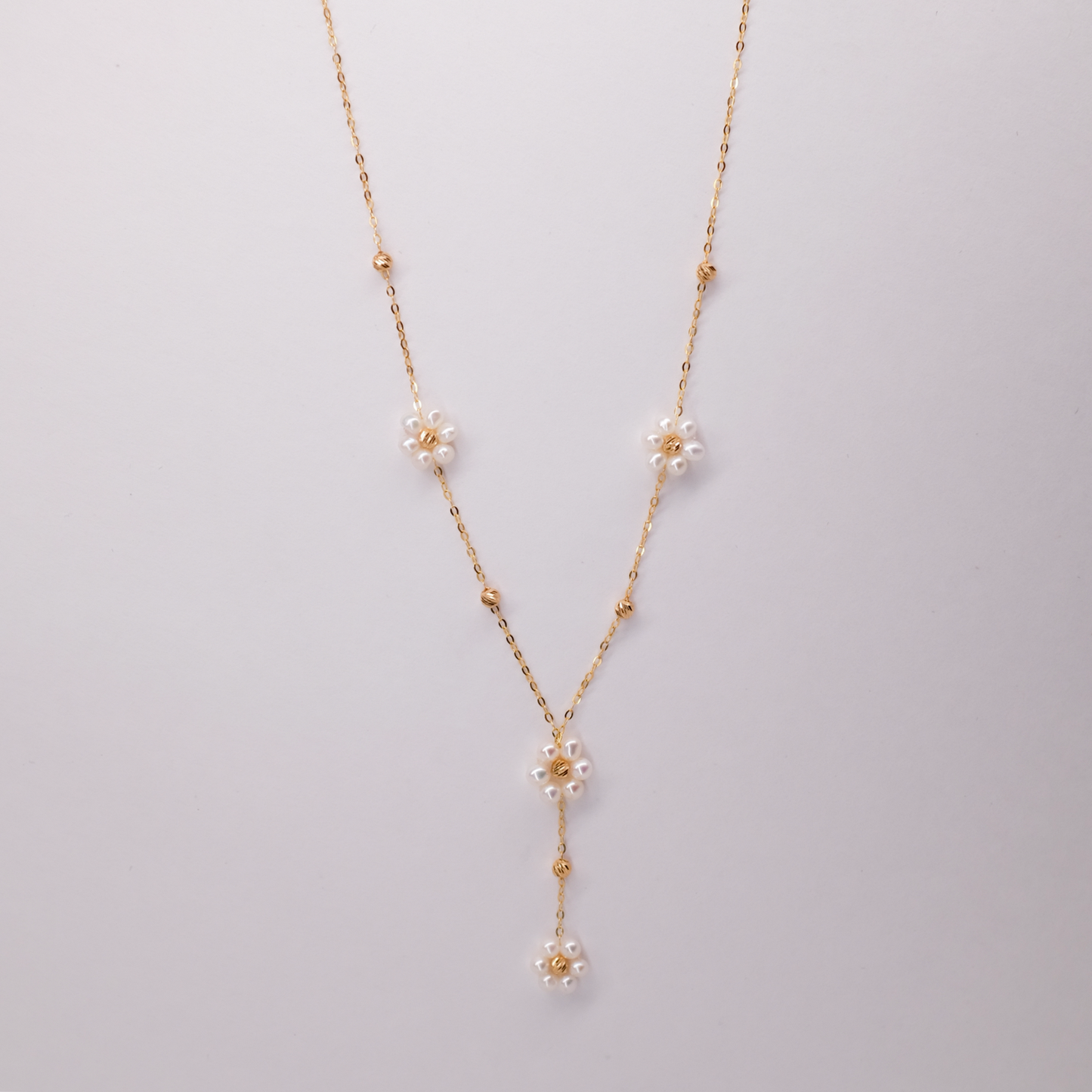 Pearl Daisy Necklace