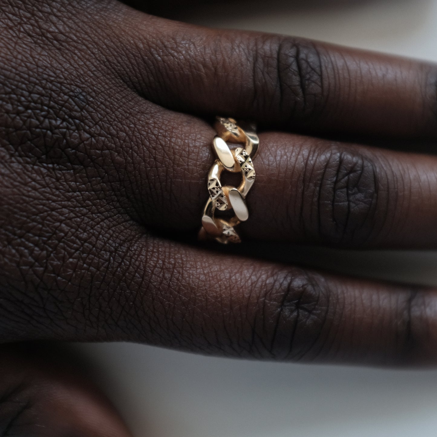 Luxe Link Ring