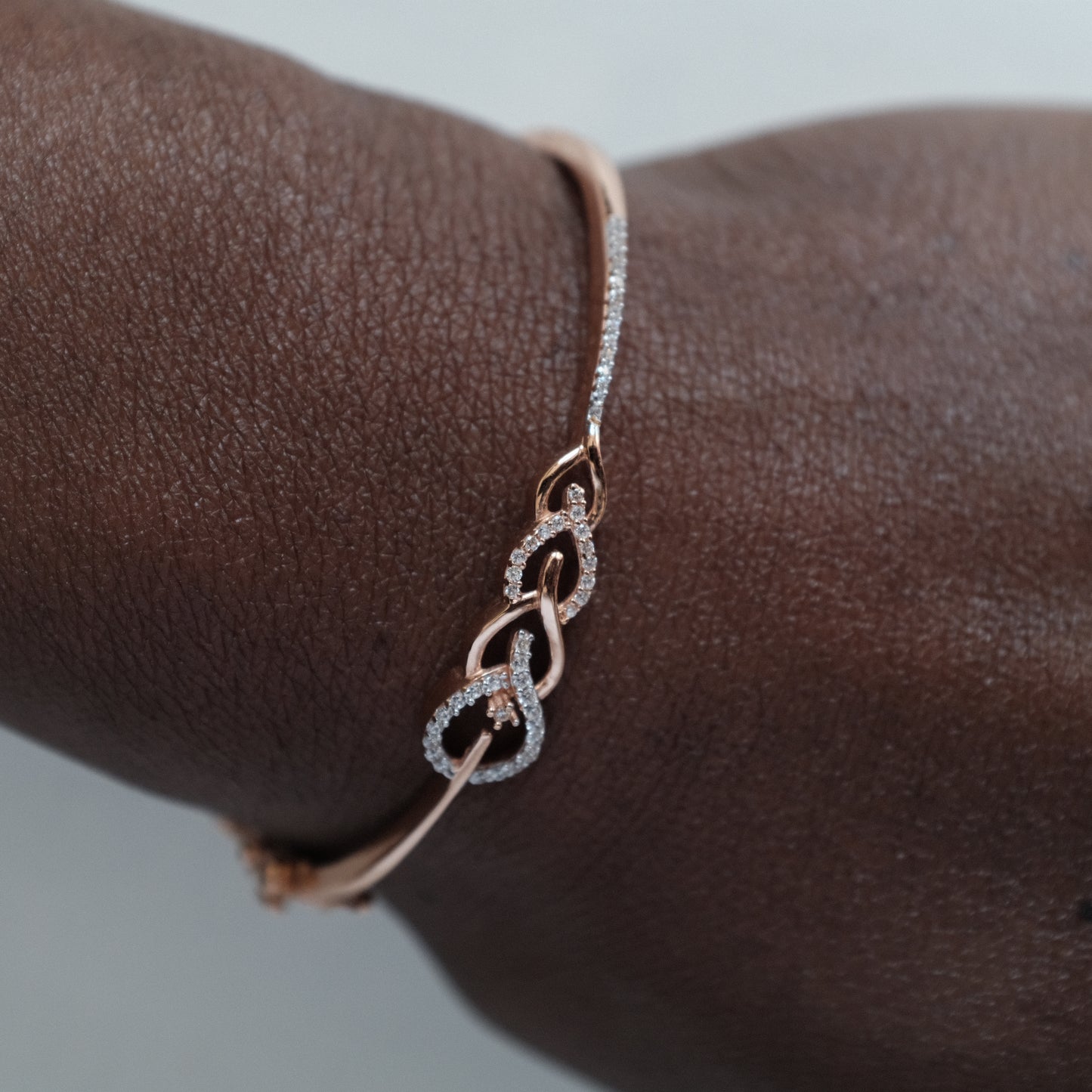 Ethereal Link Rose Bangle