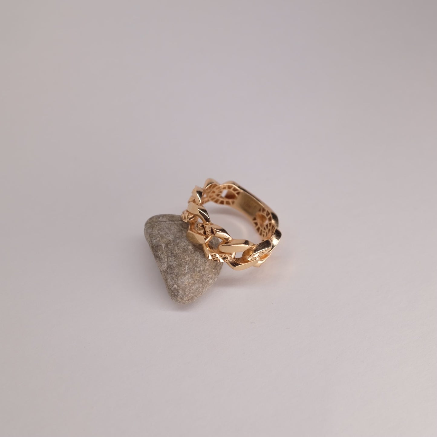 Luxe Link Ring